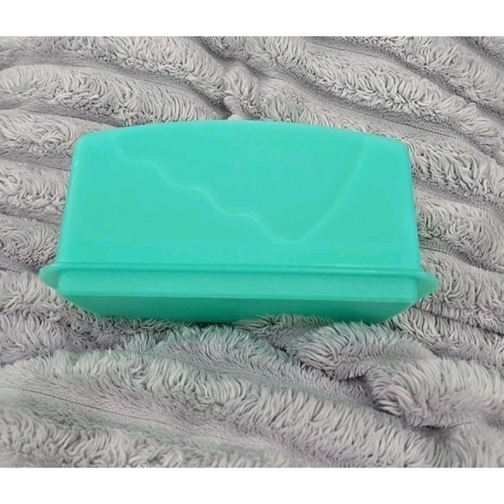 Tupperware Teal Plastic Rectangle Covered Butter Dish with Lid Included